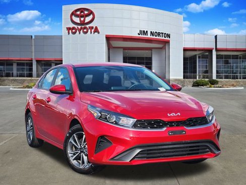 Used 2024 Kia Forte LXS image 1