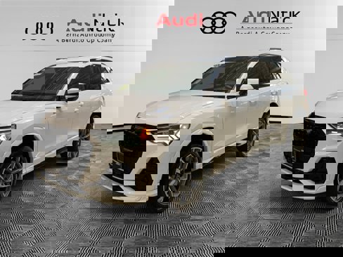 Certified 2022 Audi Q3 2.0T Premium Plus w/ Premium Plus Package image 1