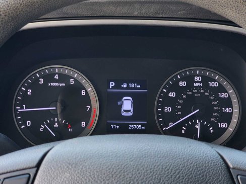 Used 2019 Hyundai Tucson SE w/ Cargo Package image 13
