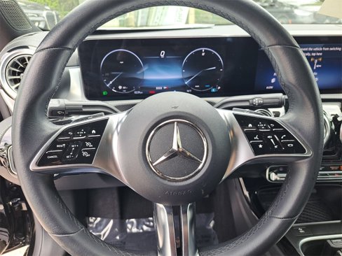 Used 2024 Mercedes-Benz CLA 250 image 24