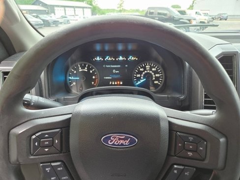 Used 2019 Ford F150 XLT w/ XTR Package image 32
