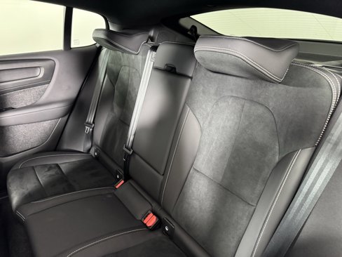 Certified 2023 Volvo C40 P8 Recharge Ultimate image 13