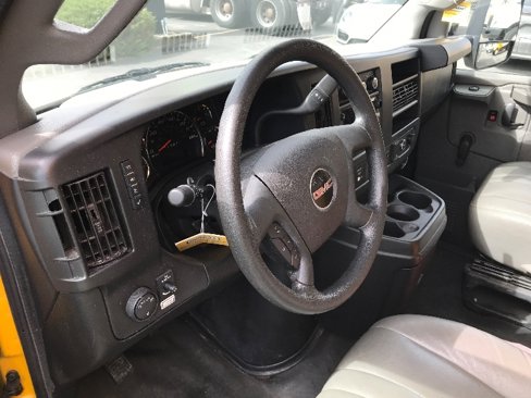 Used 2019 GMC Savana 3500 Extended w/ Driver Convenience Package image 16