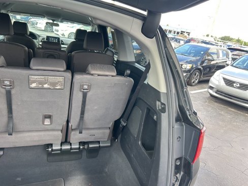 Used 2018 Honda Odyssey EX image 32