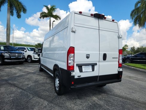 Used 2023 RAM ProMaster 2500 image 9