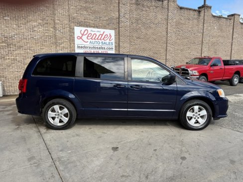 Used 2013 Dodge Grand Caravan SE image 22