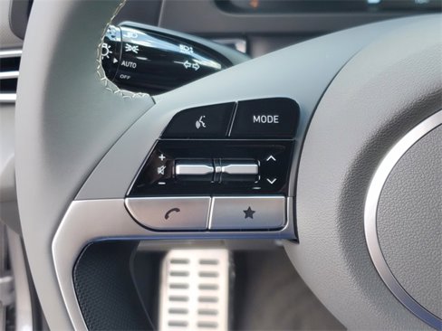 New 2025 Hyundai Elantra Sport image 19