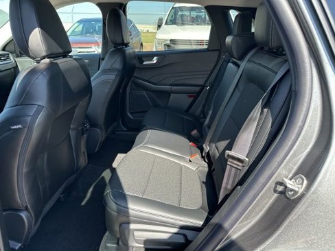 New 2025 Ford Escape SE image 33