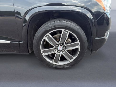 Used 2019 GMC Acadia Denali w/ Technology Package image 8
