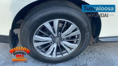 Used 2020 Nissan Pathfinder SL image 9