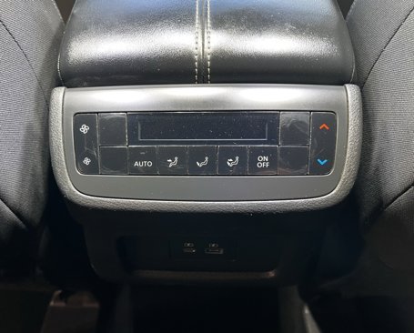 Used 2022 Nissan Pathfinder SV w/ SV Premium Package image 49