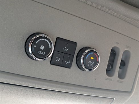 Used 2014 Nissan Armada Platinum w/ 2nd Row Captain Seat Package image 26