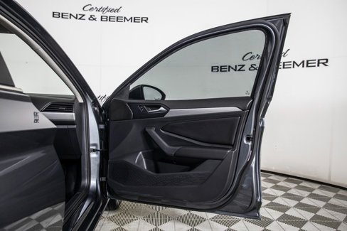 Used 2019 Volkswagen Jetta S image 17