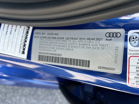 Used 2016 Audi S6 Prestige w/ Prestige Package image 33