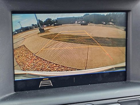 Used 2020 GMC Terrain SLE image 25