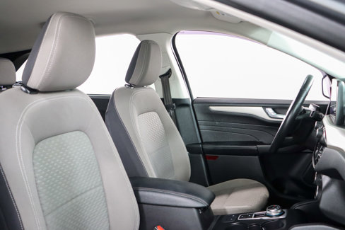 Used 2021 Ford Escape SE w/ Cold Weather Package image 26