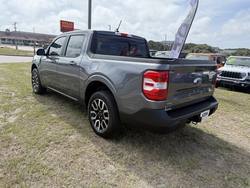 Used 2024 Ford Maverick Lariat image 5