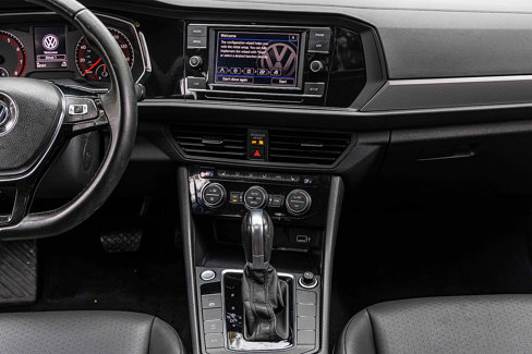 Used 2019 Volkswagen Jetta SE image 11