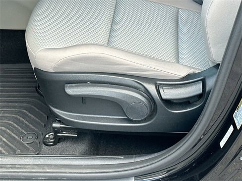Used 2023 Kia Soul LX w/ LX Technology Package image 17