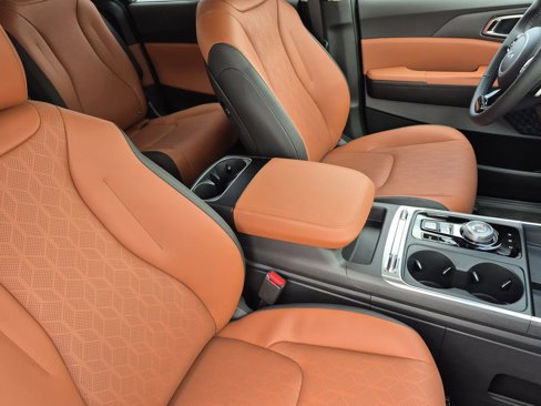 New 2026 Kia Carnival SX image 17