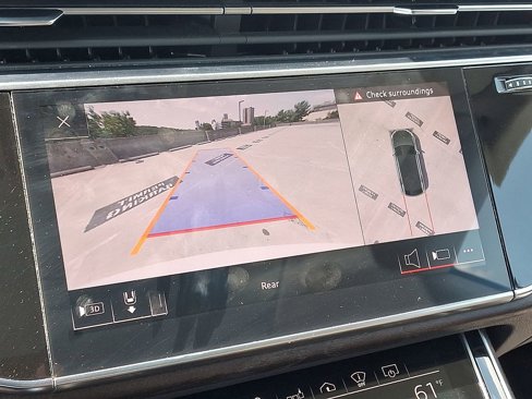 Used 2020 Audi Q8 Prestige image 21