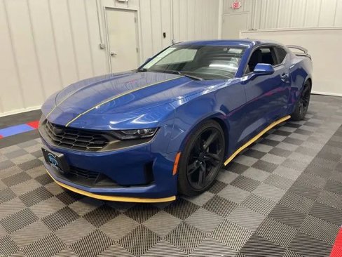 Used 2019 Chevrolet Camaro LT image 6