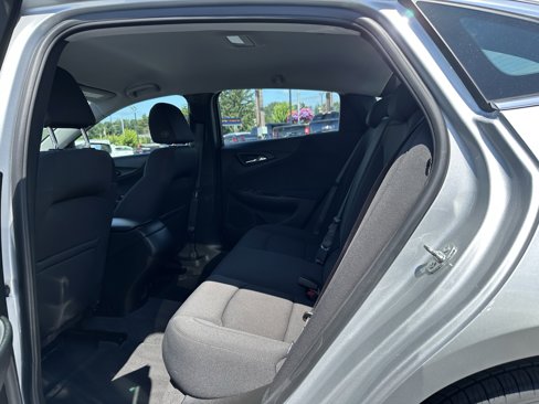 Used 2021 Chevrolet Malibu LS image 16