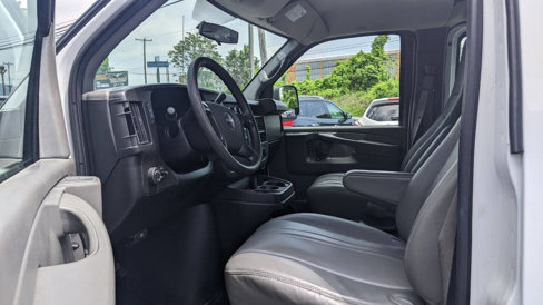Used 2014 GMC Savana 1500 image 20