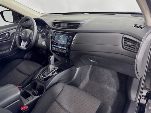 Certified 2020 Nissan Rogue SV image 28