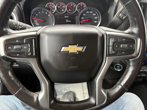 Used 2021 Chevrolet Silverado 1500 LT w/ Convenience Package II image 21