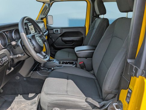 Used 2021 Jeep Wrangler Sport image 16