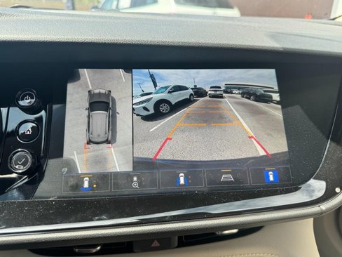 Used 2023 Buick Envision Avenir image 24