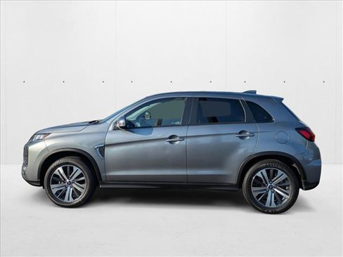 Used 2022 Mitsubishi Outlander Sport SE image 9