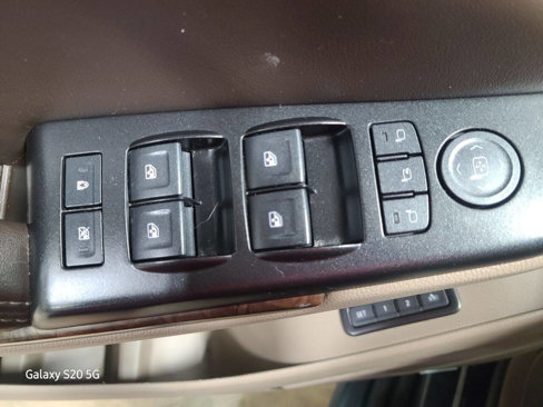 Used 2017 Chevrolet Tahoe LT image 25