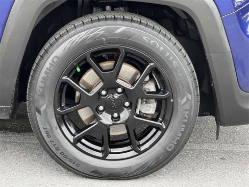 Certified 2020 Jeep Renegade Altitude image 12