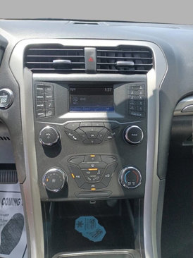 Used 2019 Ford Fusion S image 21