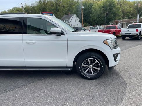 Used 2018 Ford Expedition Max XLT w/ Equipment Group 202A image 10