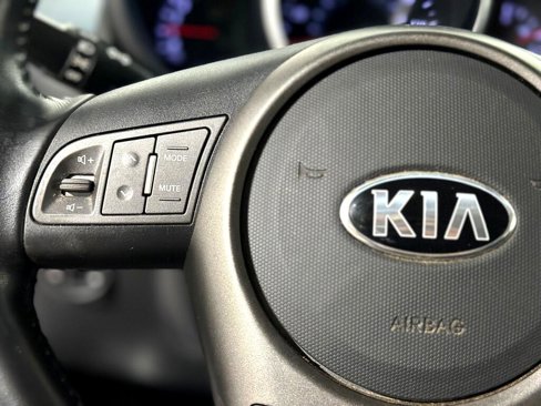 Used 2013 Kia Soul + w/ Audio Pkg image 23