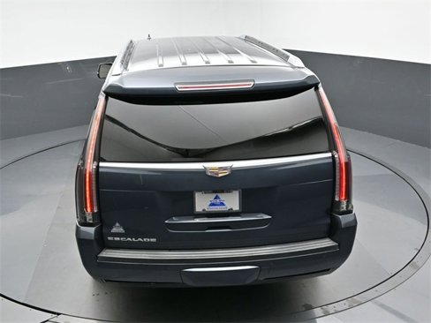 Used 2019 Cadillac Escalade ESV Luxury image 20