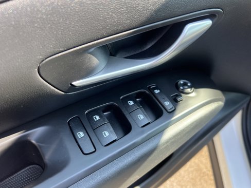 Used 2024 Hyundai Santa Cruz SEL w/ Activity Package image 10