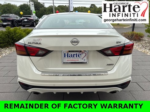 Used 2023 Nissan Altima 2.5 SV w/ SV Premium Package image 6