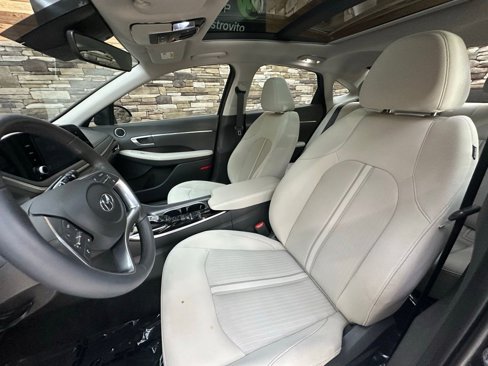 Used 2022 Hyundai Sonata SEL w/ Convenience Package image 12