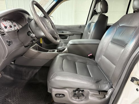 Used 2001 Ford Explorer Sport Trac 4x4 image 12