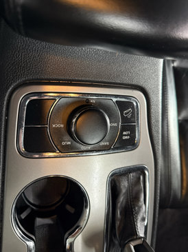 Used 2018 Jeep Grand Cherokee Limited image 51