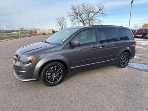 Used 2016 Dodge Grand Caravan R/T image 2