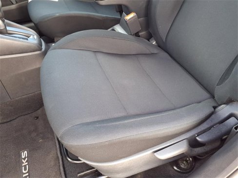 Used 2024 Nissan Kicks S image 14
