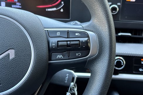 Used 2023 Kia Sportage LX image 27