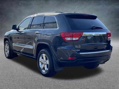 Used 2011 Jeep Grand Cherokee Limited image 21