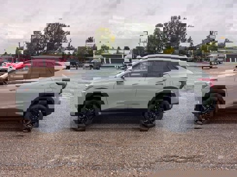 New 2025 Chevrolet Trax ACTIV w/ Sunroof Package image 4