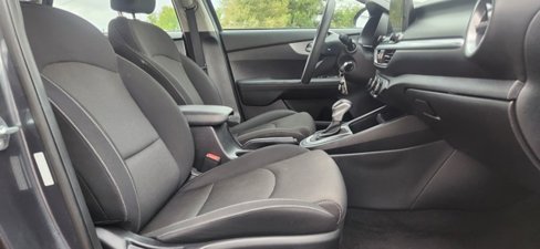 Used 2023 Kia Forte LXS image 19